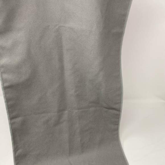 Mission Endurance Pink Cooling Towel - Picture 4 of 10